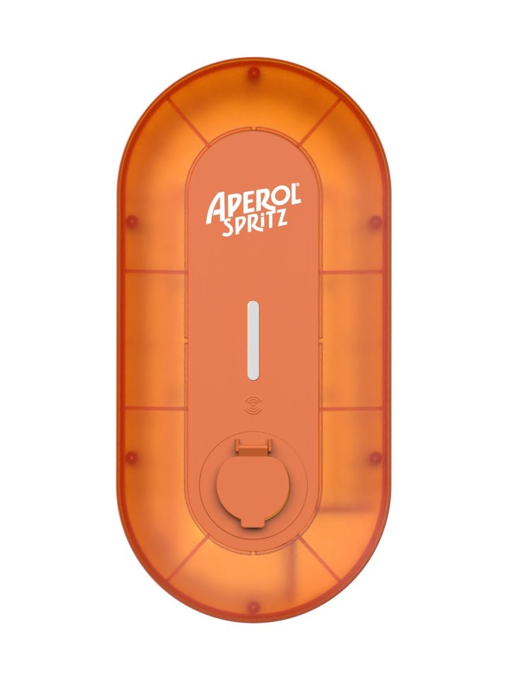 Axis met een doorschijnende oranje frontplaat